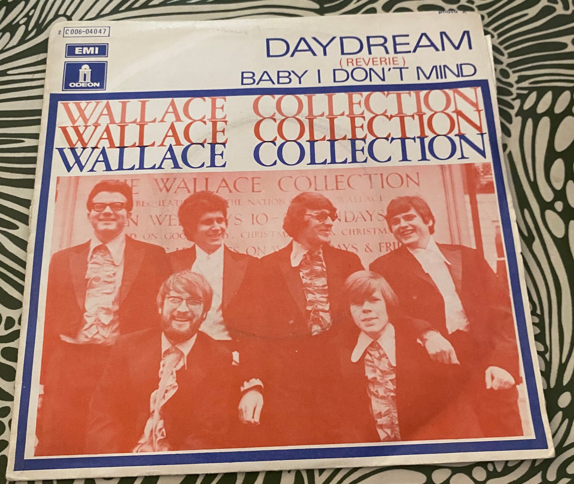Disque vinyle 45 Tours Day Dream. Wallace collection