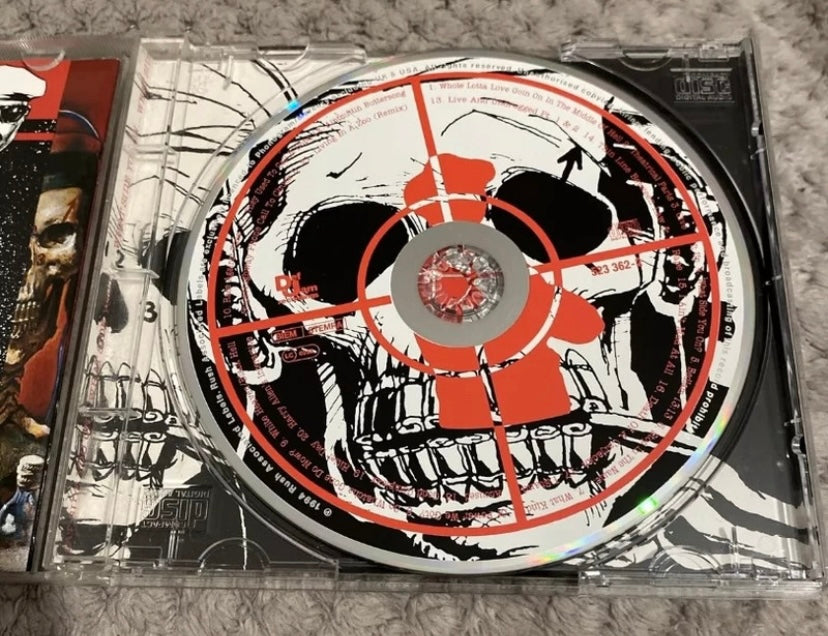 CD musique Public Enemy. Muse Sick-n-hour Mess Age