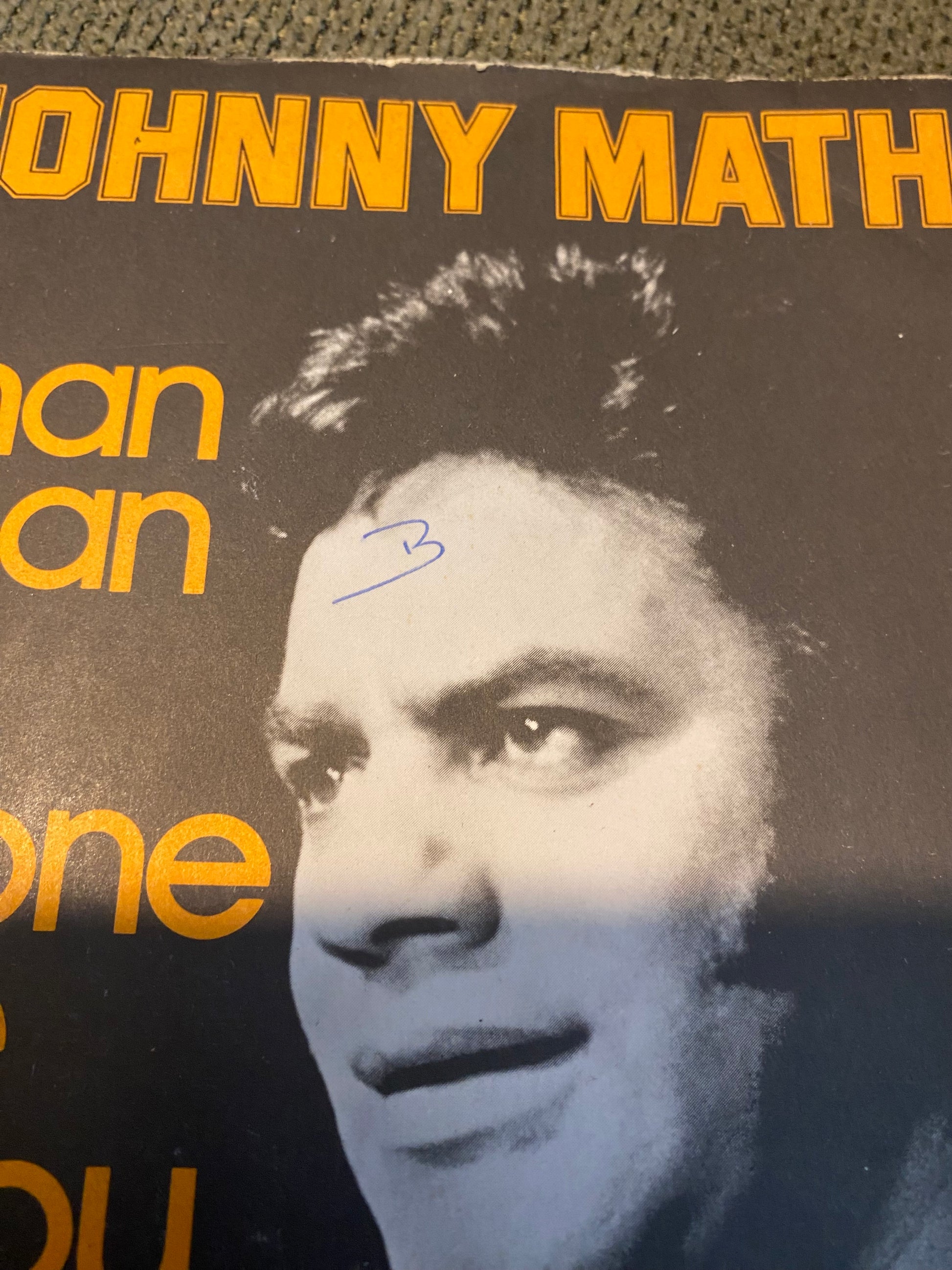 Disque vinyle 45 tours Johnny Mathis. Woman Woman