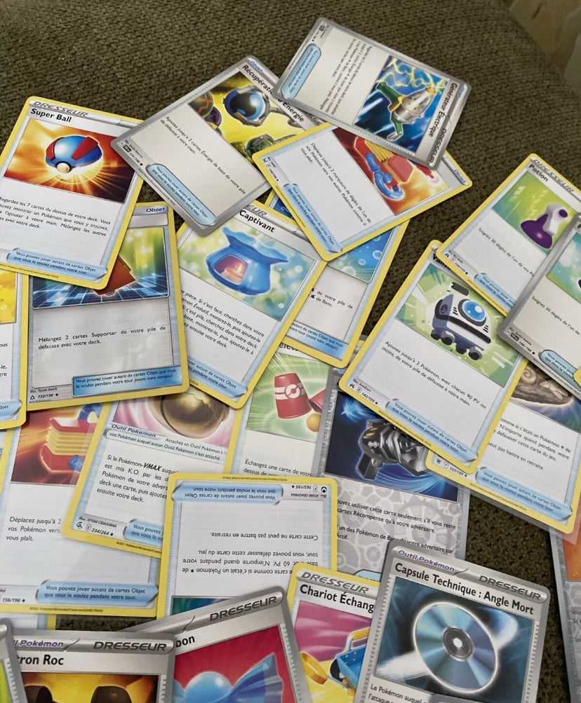Cartes de collection Pokémon Dresseur Lot de 76. Sorties des boosters
