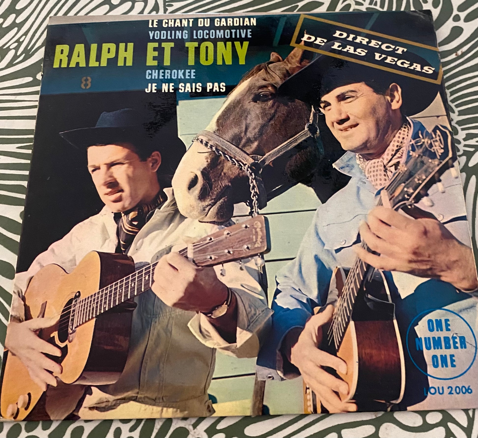 Disque vinyle 45 Tours Ralph et Tony. Le chant du gardian