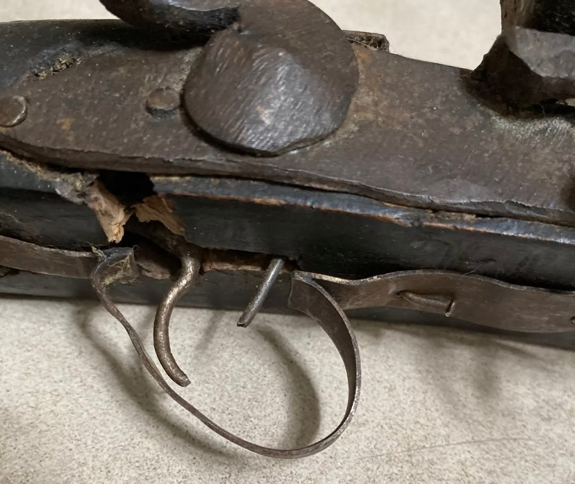 Jouet ? Objet de décoration fusil turc ou marocain du 19ieme bois et métal 53 cm