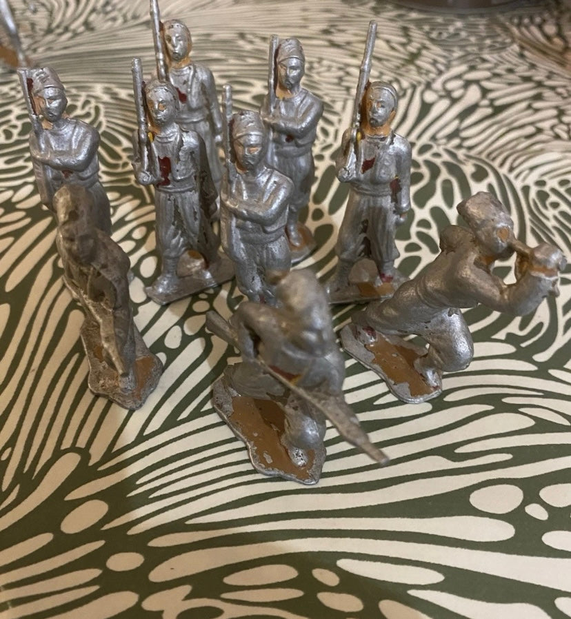 Figurines anciennes marque DC. Zouaves Lot de 9.