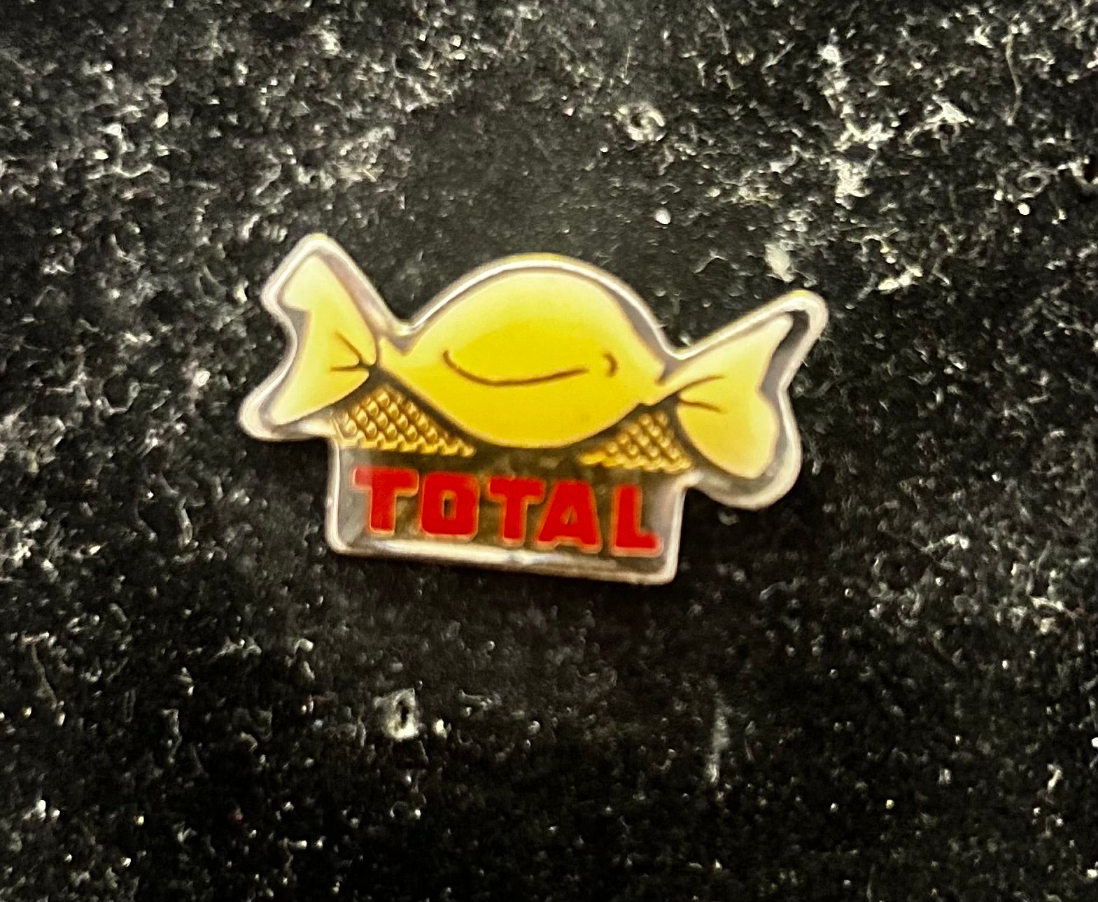 Pin’s ancien TOTAL