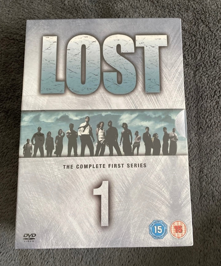 Coffret, film, série Lost the complete first série 1. En version originale anglais.