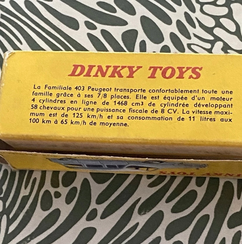 Dinky Toys voiture ancienne Familial 403 Peugeot U5 dans sa boîte d’origine