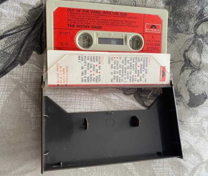 Cassette audio Bothy Band out Of the wind into the sun