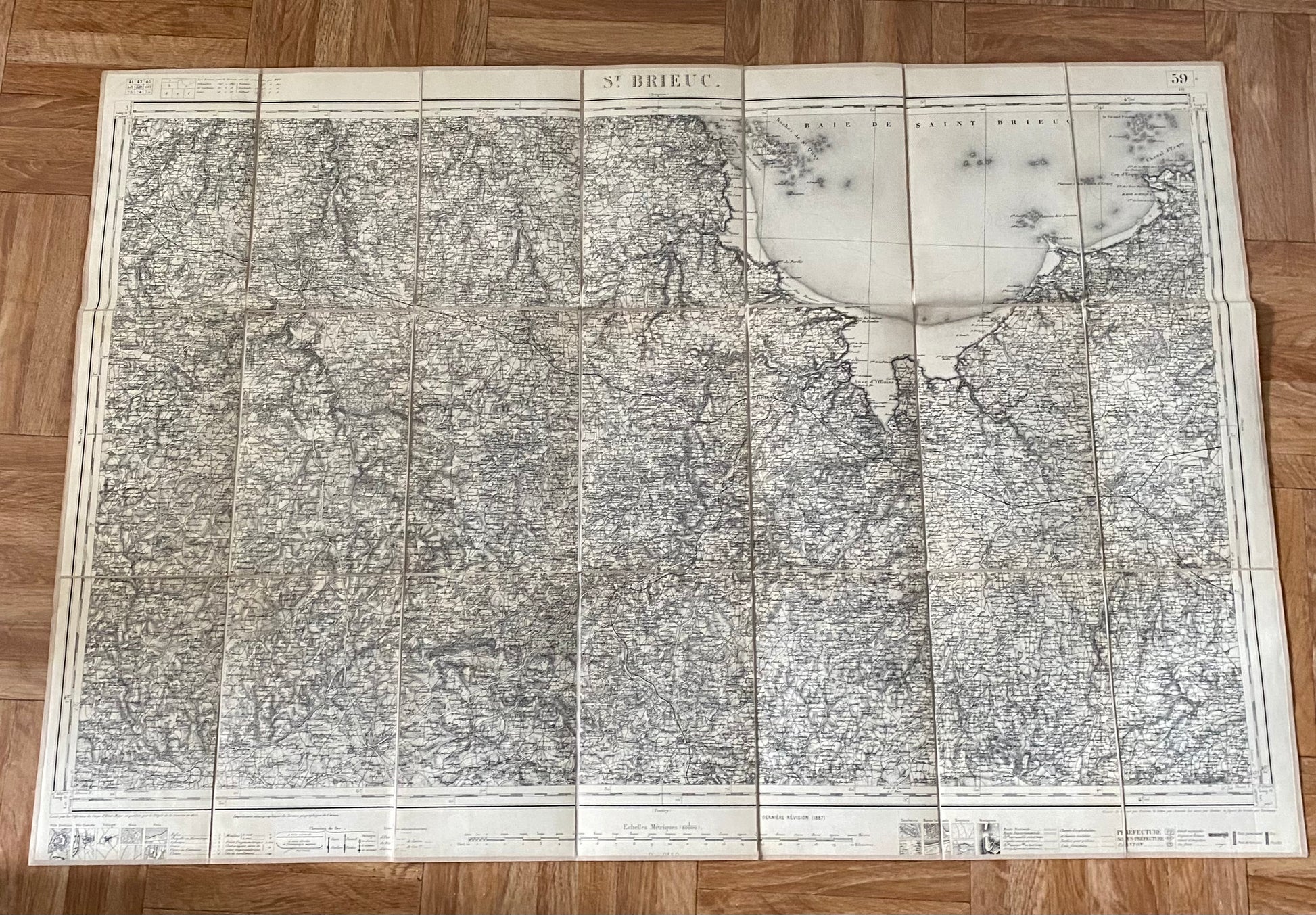 Carte territoire ancienne E. Andriveau - Goujon. Saint brieuc en toile 1887