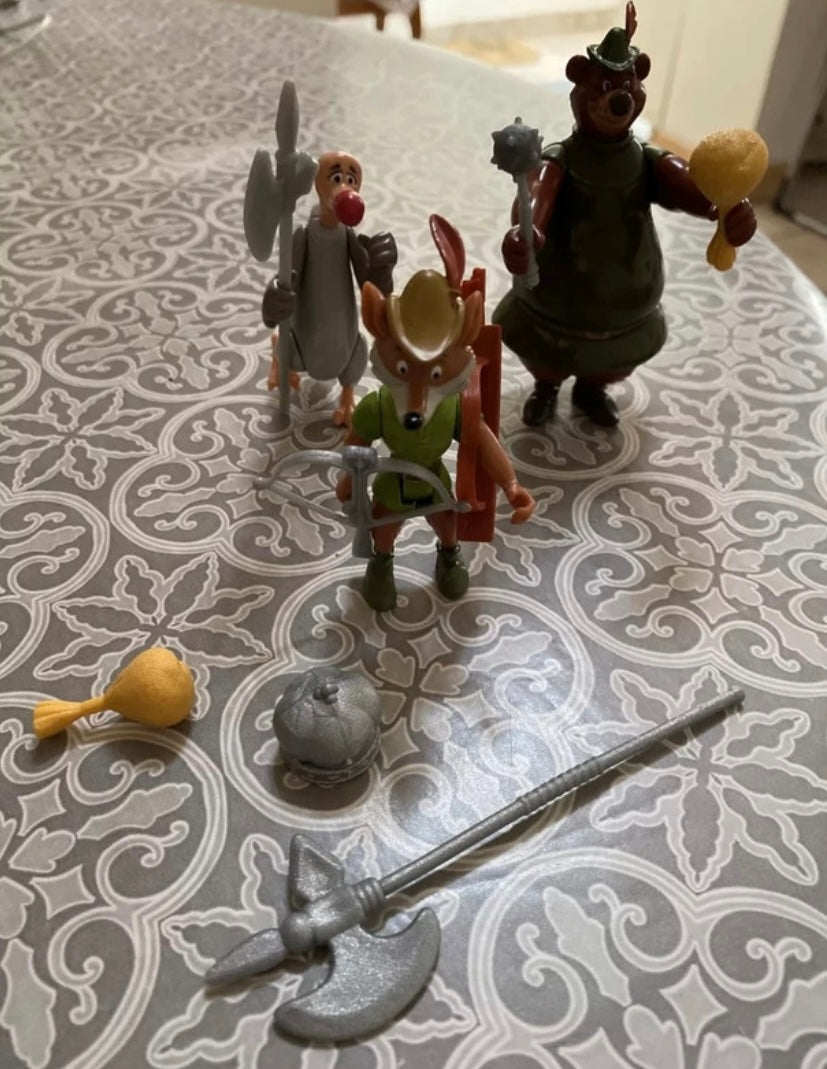 Figurines Famosa. Robin des bois Lot de 3 plus accessoires. Manque la queue du renard