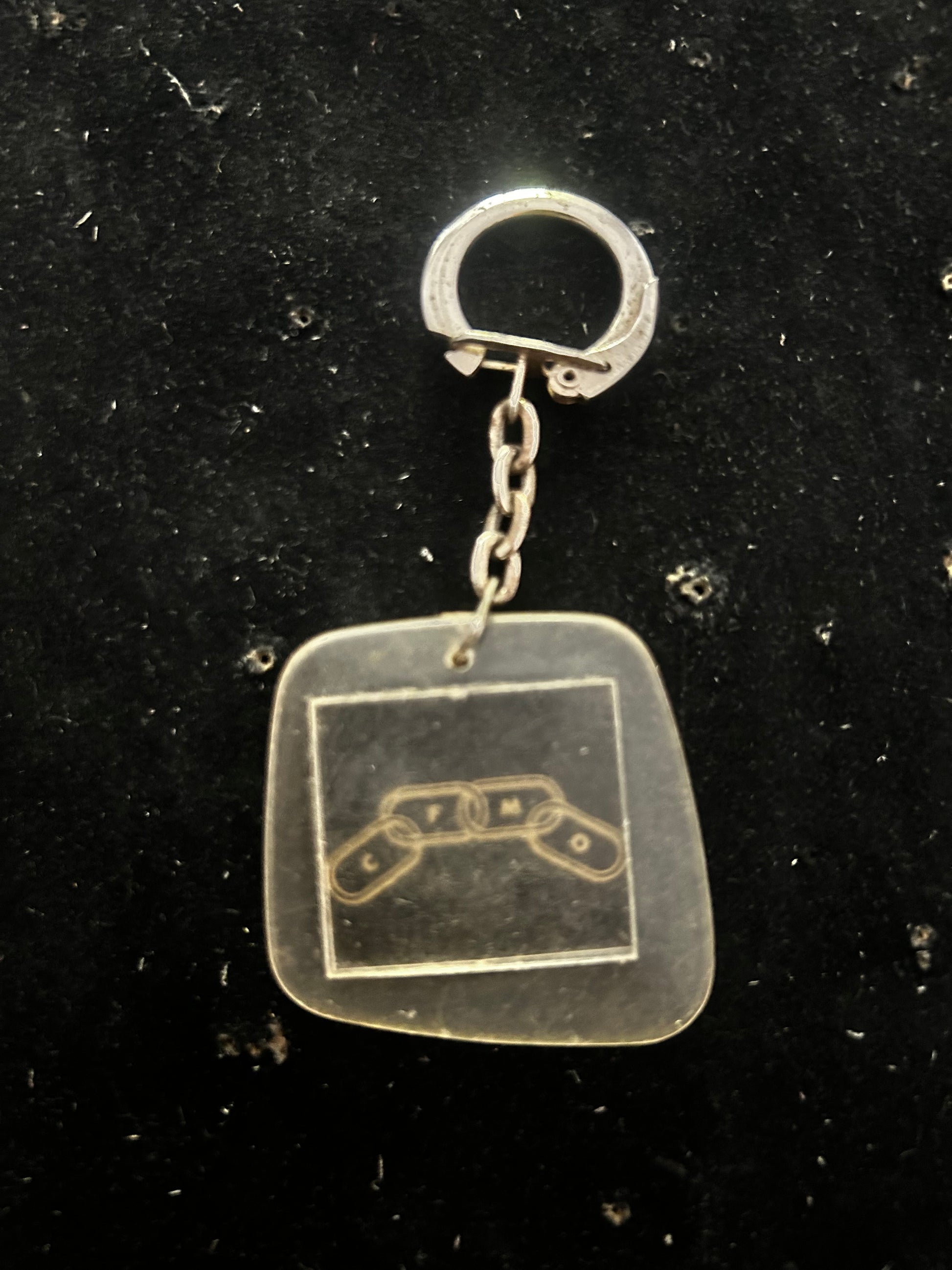 Porte clefs Quincaillerie Lescombes père et fils