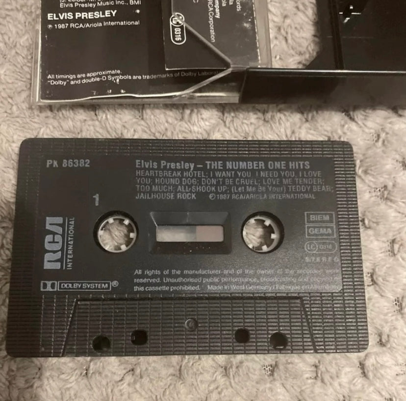 Cassette audio Elvis Presley. The number One hits PK86382 RCA Ariola