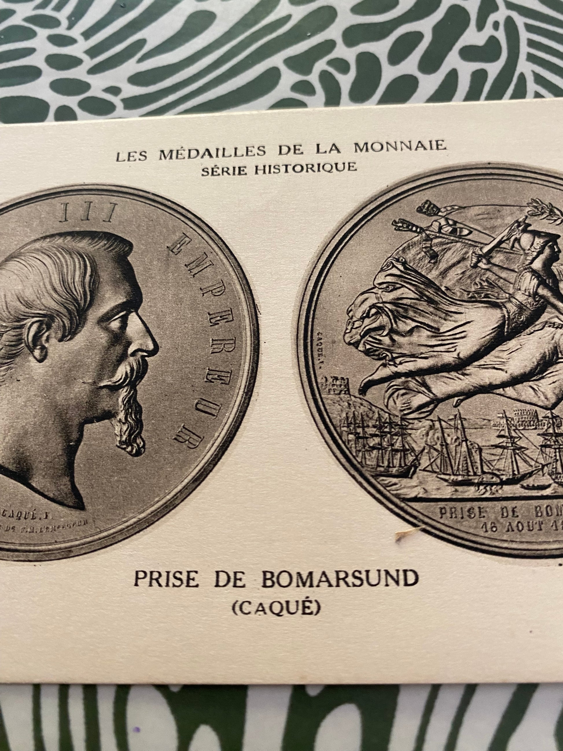 Carte postale ancienne Les médailles de la monnaie serie historique. prise de Bomarsund