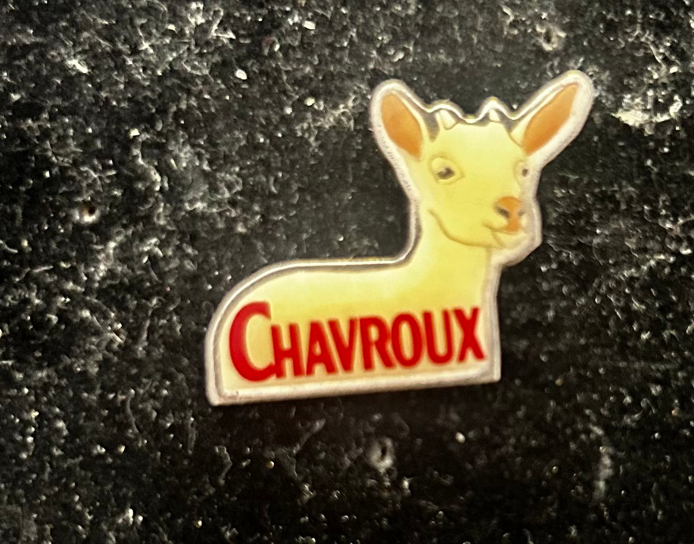 Pin’s vintage Chavroux