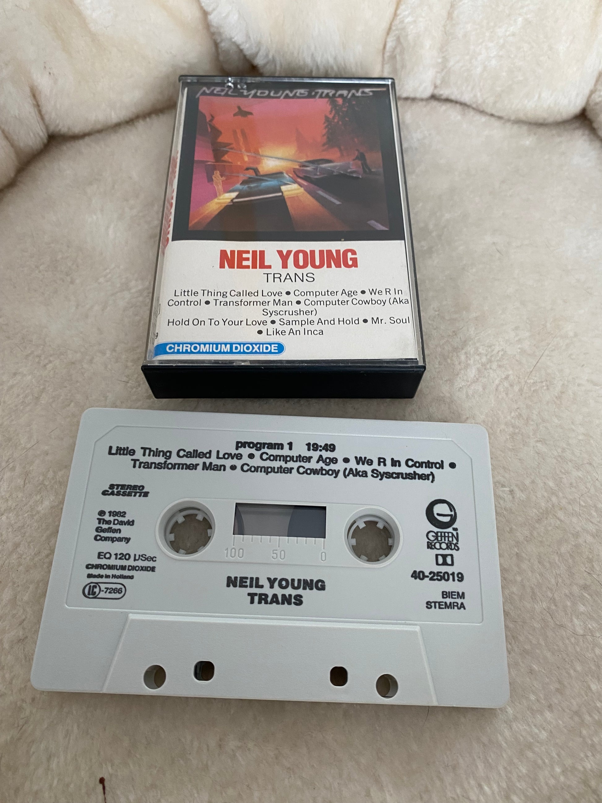 Cassette audio. Neil Young. Trans. Chromium Dioxide