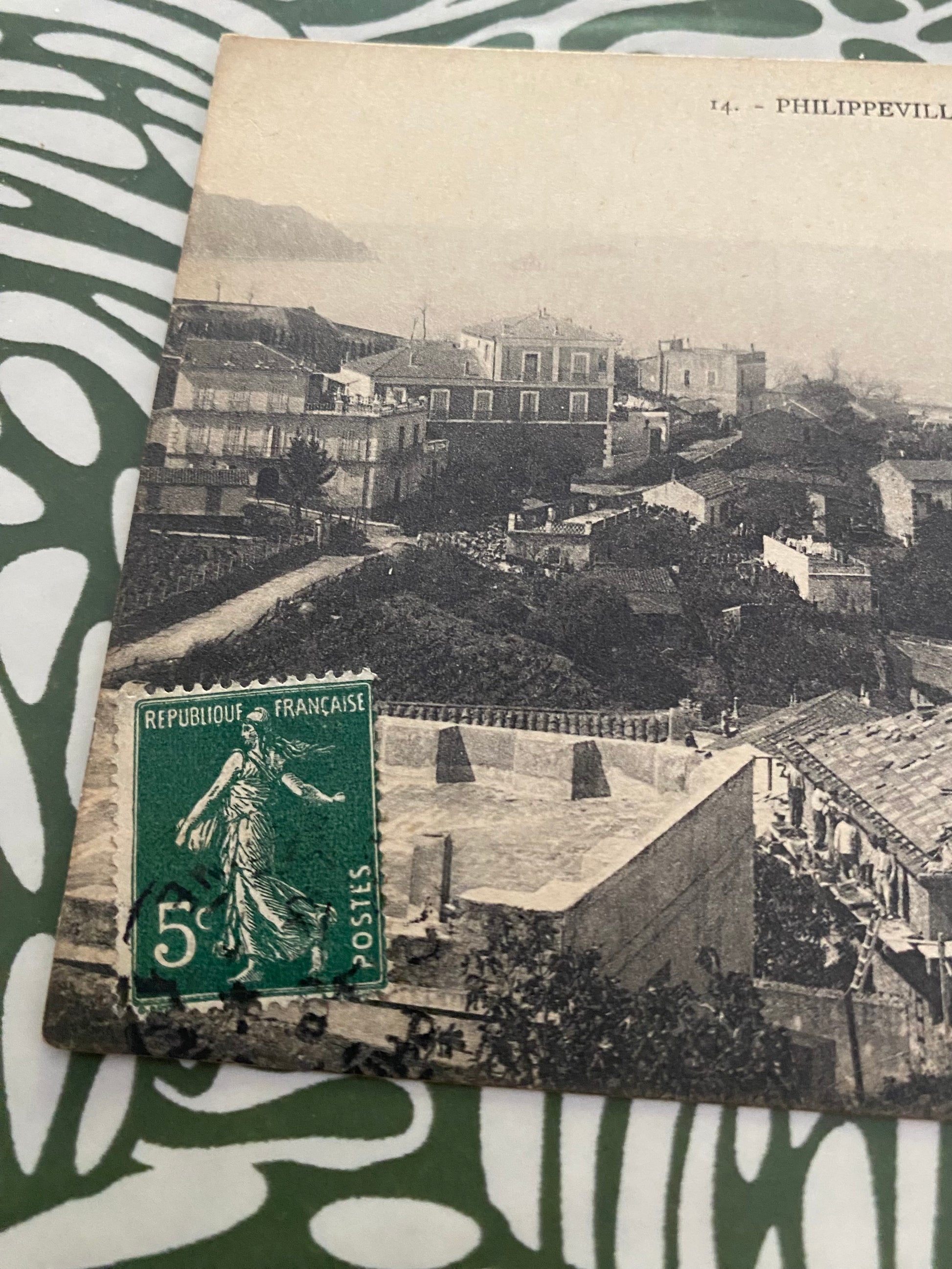 Carte postale ancienne Philippeville. Vue générale