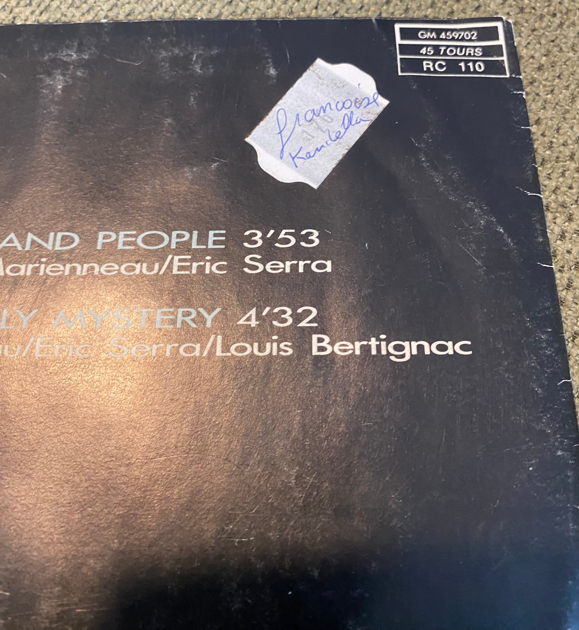 Disque vinyle 45 tours musique du film Subway. Guns And People