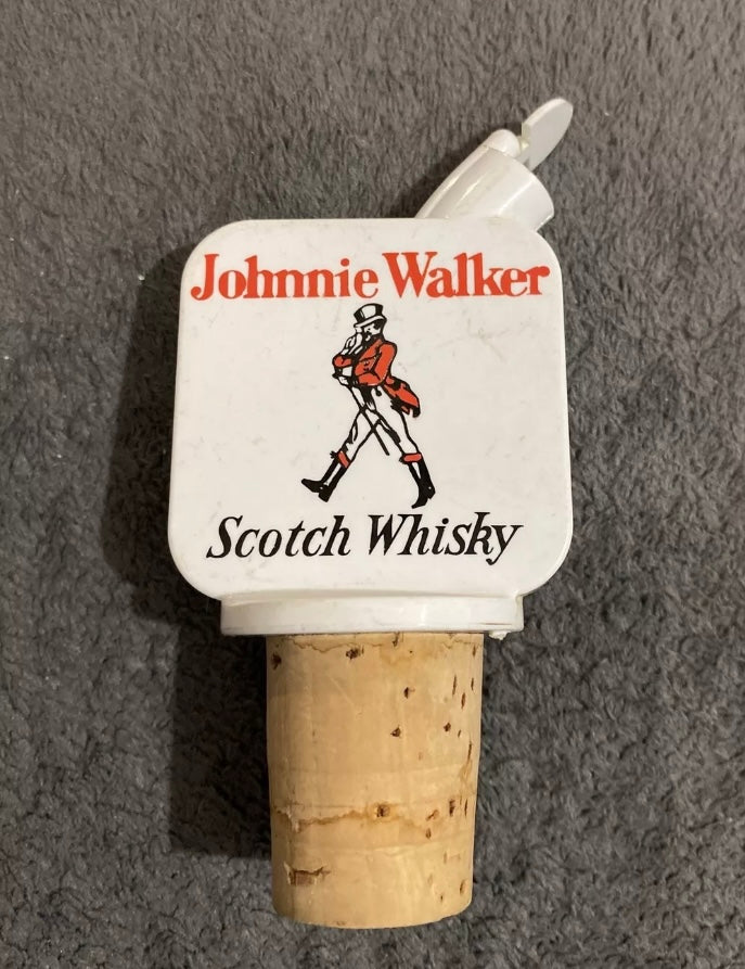 Johnnie Walker bouchon verseur Scoth Whisky vintage en parfait état
