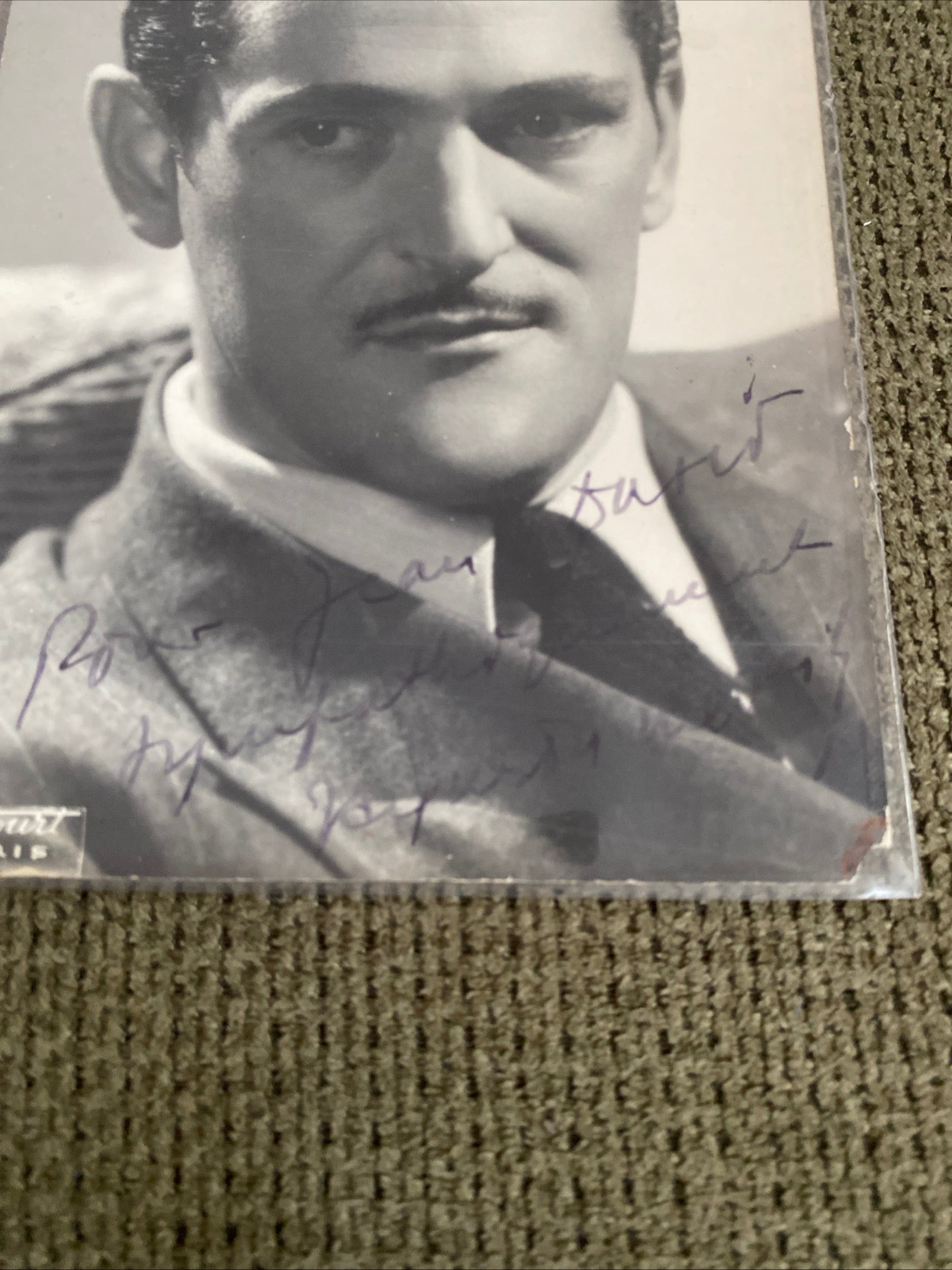 Carte postale photo dédicacée Jacques Dumesnil