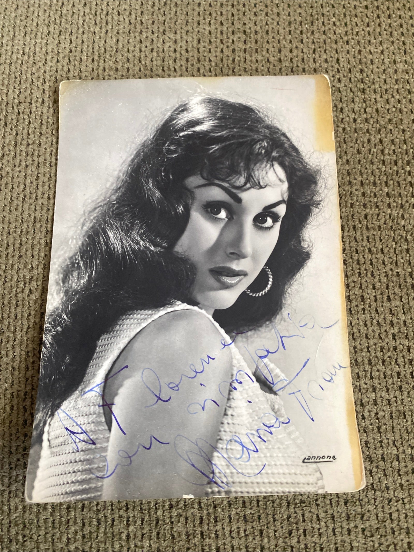 Carte postale Maria Frau. Dédicacée