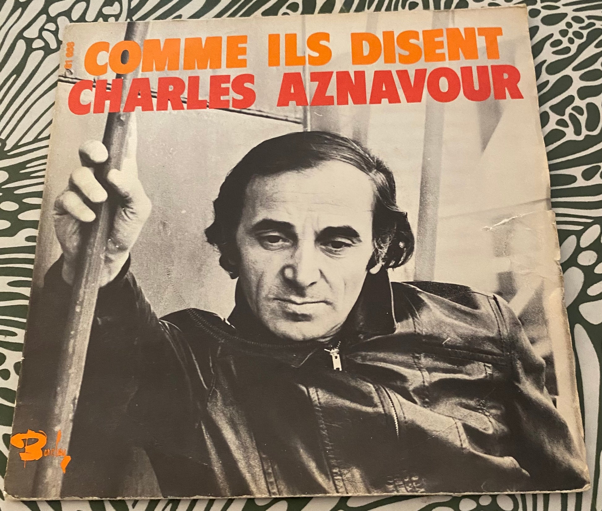 Disque vinyle 45 Tours Charles Aznavour. Comme ils disent