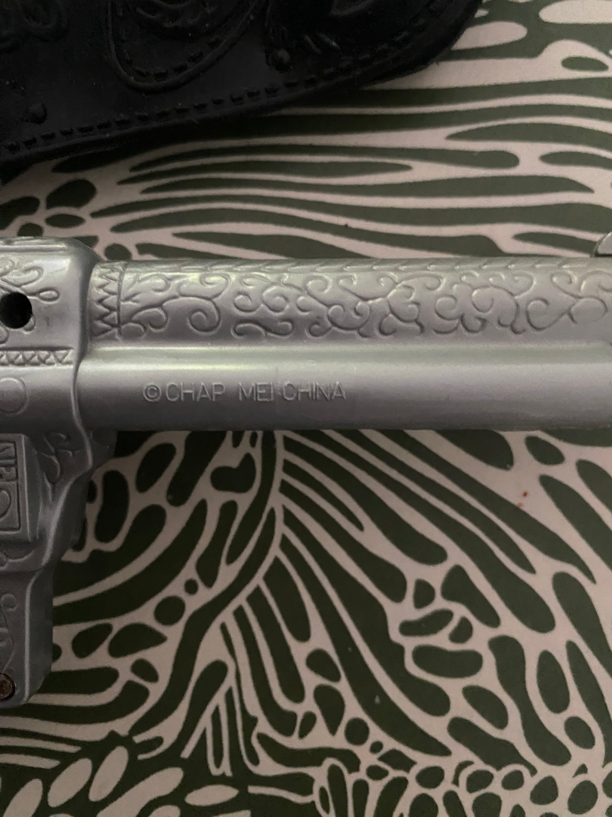 Jouet ancien. Pistols cowboy. Made in China.