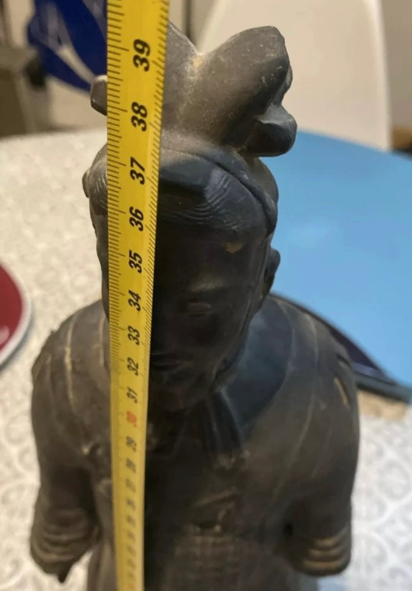 Statue sculpture ancienne soldat de pierre de l’Empire Qing Shi Huang hauteur 38 cm poids 2kg100